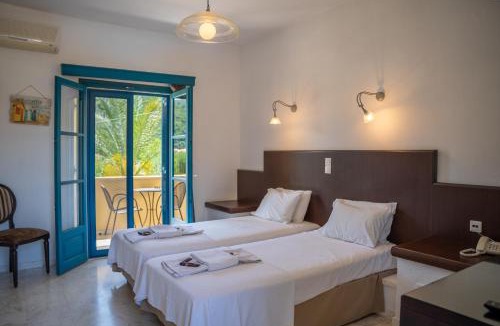 Karavostasi Hotel | Karavostasi Beach Hotel