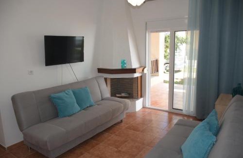Toroni House | Katerina's Apartment