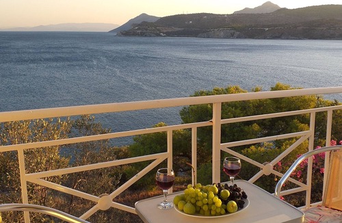 Kontos Hotel | Kavos Bay Seafront Hotel