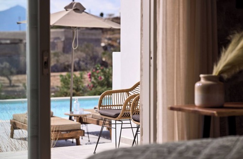 Adamas Apartment | Kedros Milos Suites
