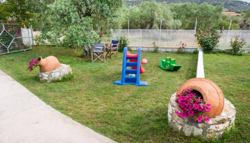 Astris House | Kiriakos Holiday Home