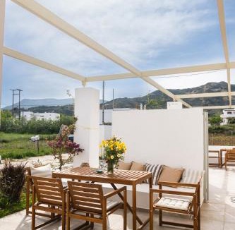 Skiros Apartment | Koreles Apartments II