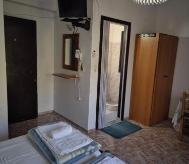 Myrina Apartment | Kostas Studios Apartments - Ενοικιαζόμενα δωμάτια με κουζινάκι