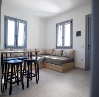 Skiros Apartment | Kotinos Luxury Suites