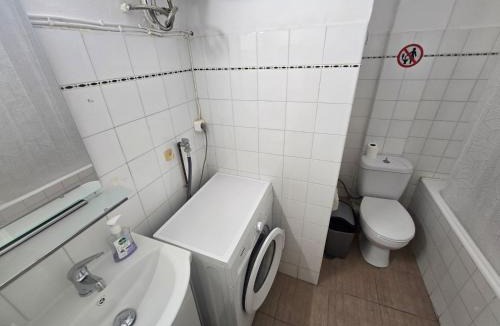 Pasalimani House | Kountouritou 162 Pireas - Room 4