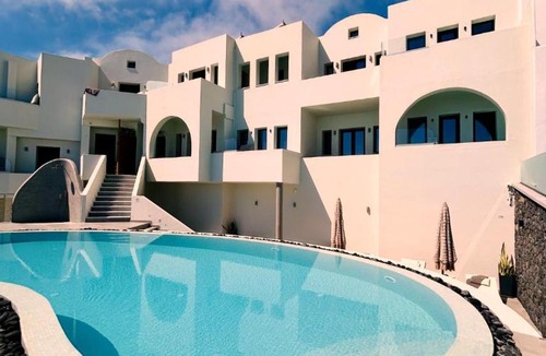 Fira Apartment | Kudos Suites Firostefani