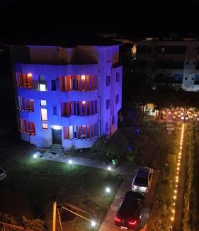 Velipoje Villa | La Famiglia Villa