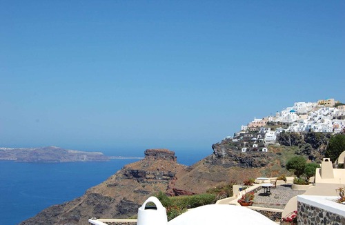 Akrotiri Villa | Lavish Santorini Suite | Sunset Embrace Suite | Executive Two Bedroom Suite.