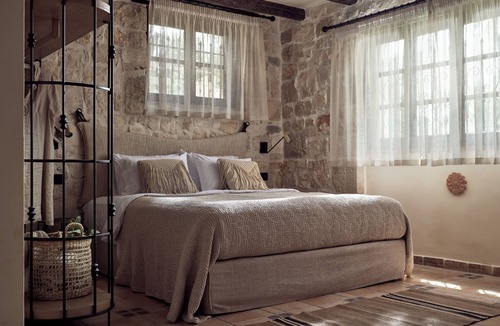 Porto Koukla Hotel | Leeda's Villas