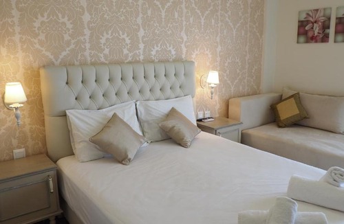 Mola Kalyva Apartment | Leonidas Apartments and suites