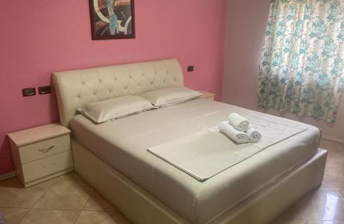 Tirana House | Level 2 Spot