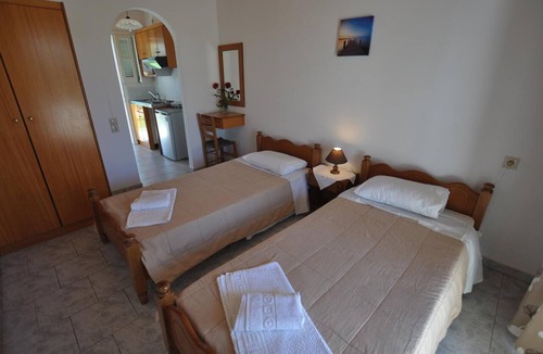 Acharavi Hotel | Libertys Studios