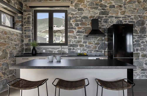 Sourpi Apartment | Lichnos Luxury Suite