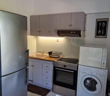 Haniotis House | Lily's House-Seafront apartment in Hanioti, Halkidiki