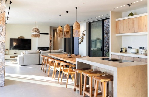 Evgiros Villa | Limaro - Four Bedroom Villa, Sleeps 8