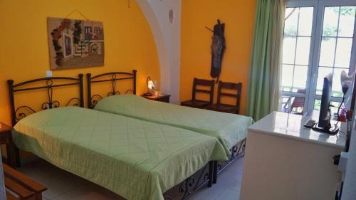 Adamas Hotel | Liogerma