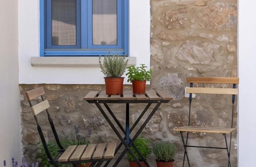 Varos House | Lithos Heritage
