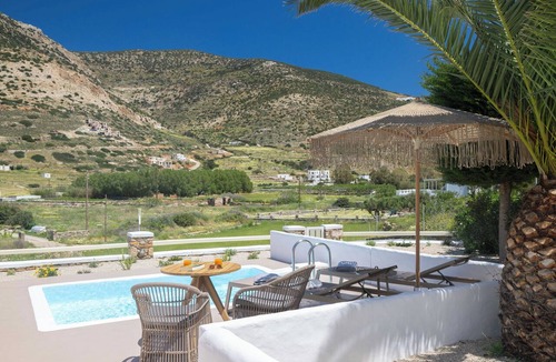 Kamares Hotel | Lithos Suites