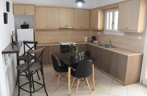 Naxos Town Apartment | Little Yard Studios & Apartments #2
