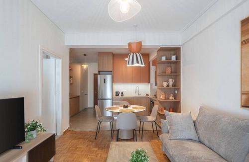 Athens Apartment | LIV - Trendy Athenian Apartment in Pagrati