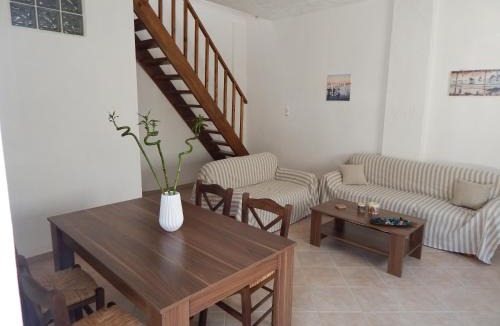 Vlachiana House | Loft House by the Sea!