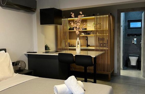 Kalamata Apartment | Loft Spa Greece - Enjoy our Jacuzzi & Hammam