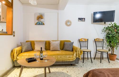 Loutraki Apartment | Loutraki Beach & Casino Condo
