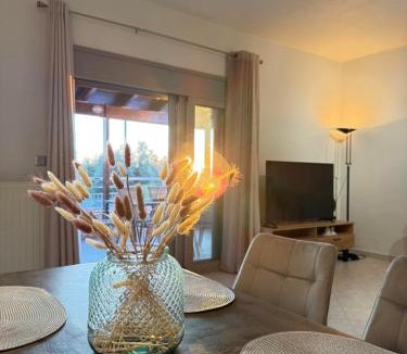 Loutraki House | Loutraki Green House