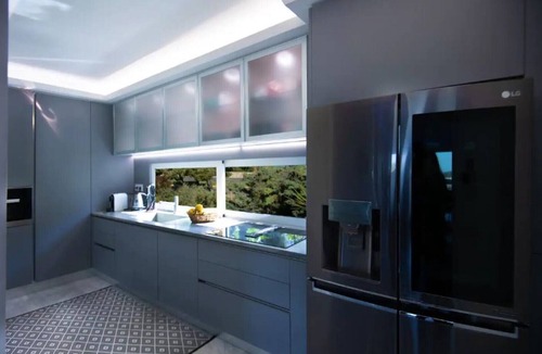Vouliagmeni Apartment | Lovely 1 Bedroom apartment in Vouliagmeni