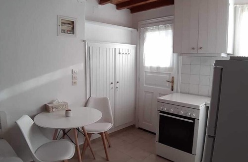 Mykonos Town Apartment | Lovely Alice's house