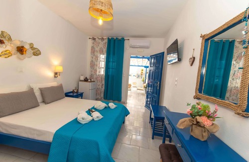 Perissa Hotel | Lunar Santorini Hotel