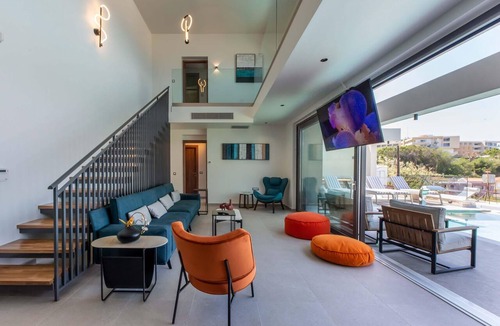 Kato Galatas Villa | Lusol Seafront Villas-Free* Heated Pools, 100m Sea