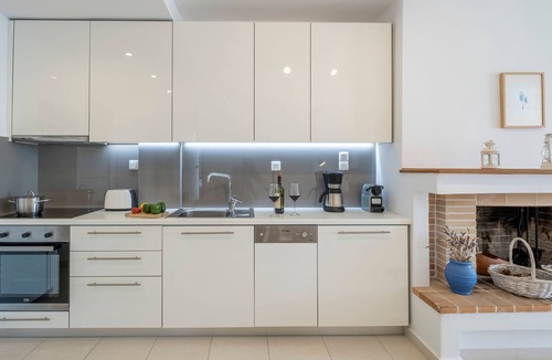 Kiveri Apartment | Luxuriöses Apartment mit einem Schlafzimmer direkt am Wasser, Meerblick by Interhome