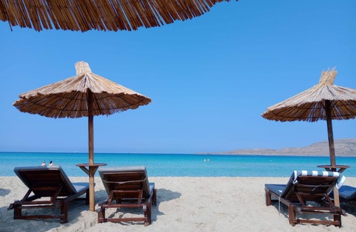 Chalcis Villa | Luxurious 6 Bedroom Villa With a Private Pool
