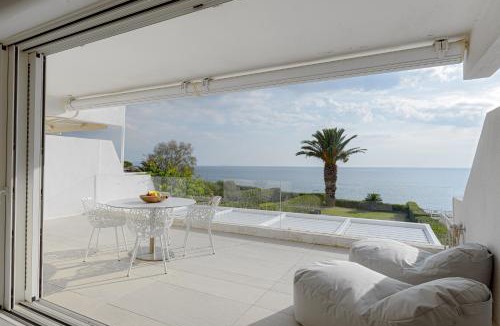 Kropia Villa | Luxurious Beachfront Villa Maira