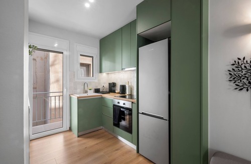 Piraeus Apartment | Luxury 2BR Apartment near the marina, Heart of Piraeus