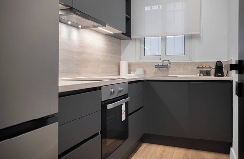 Glyfada Apartment | Luxury Glyfada flat steps from sea & main market