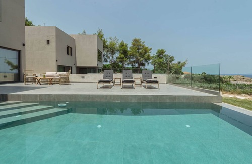 Vasilikos House | Luxury Villa Mon DIOM II, seafront