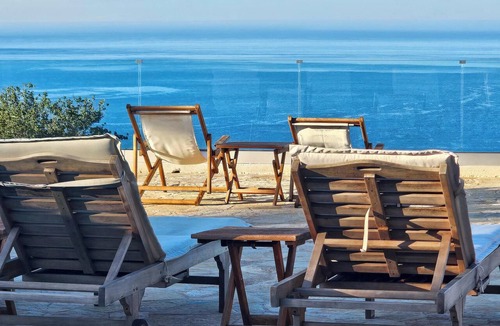 Kardamyli Villa | Luxury Villa with Saltwater Pool & Sea Views