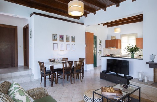 Evgiros Villa | Luxury Villa With Stunning Views in Lefkada