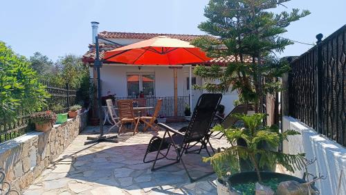 Skiathos Town House | Lyra's house