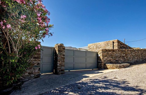 Agios Romanos House | m.houses1