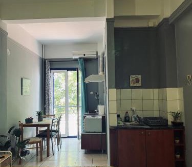 Oropos Apartment | Magklaras Seaside Apartments