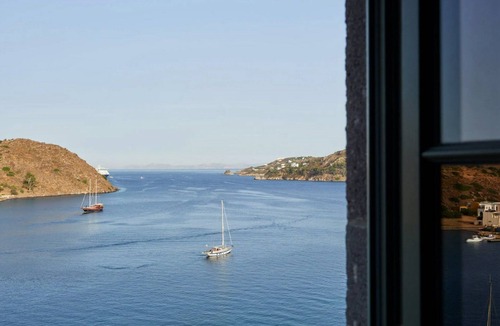 Skala Villa | Magnificent Patmos Suite | Orpheus’ Song Suite | Sea View Room | Patmos