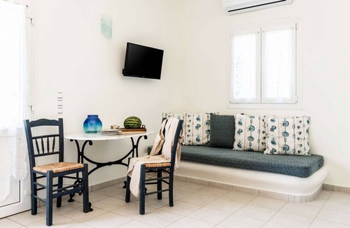 Xilokeratidi Apartment | Makani 3.Junior Suite with Pool View