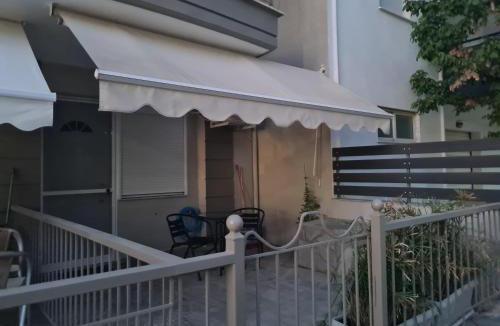 Paralia Ofryniou Apartment | Makis Apartments Touzla