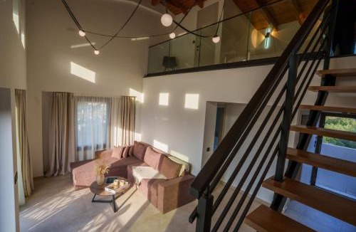 Karpenisi Apartment | Malou and Charma Villas