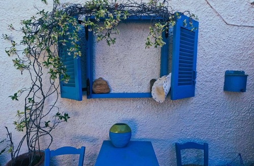 Korithion House | Mama Eva’s Homestay w/Pool & Garden/4 people