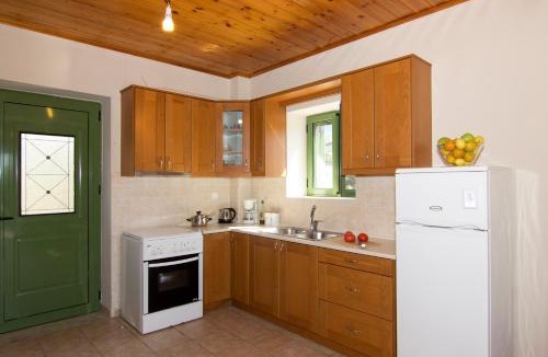 Riglia House | Mani Cosy View Maisonette