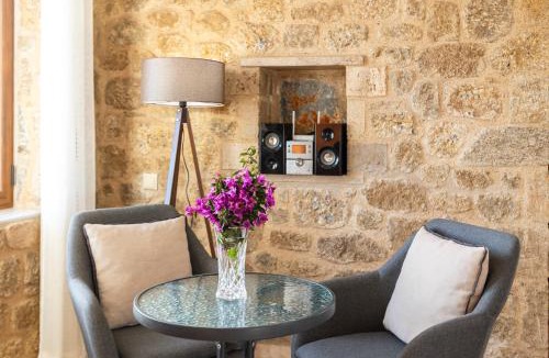 Riglia House | Mani Stone Villa Majlinda